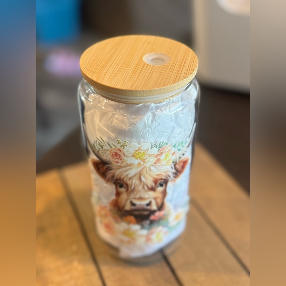 Floral Cow Glass cup with Bamboo Lid - Picture 2 of 2